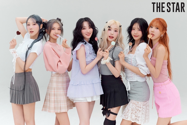 deukaefied's tweet photo. Dreamcatcher in its 8th year "I hope our songs can give strength to the world to live" #드림캐쳐
.
We feel the most rewarded when we hear from fans that they persevered through hard times by listening to our songs. We also grew up gaining strength from listening to someone else's songs, so we hope that Dreamcatcher's songs can become a source of strength for people to live in the world.
.
🔗https://t.co/tCwqSH0QvV
