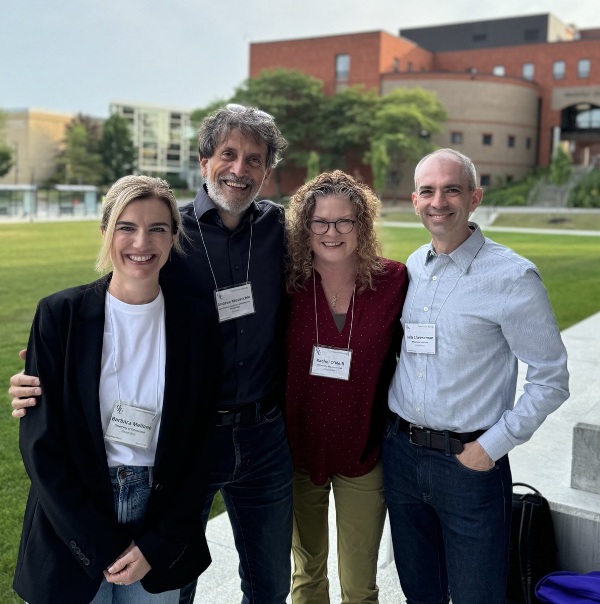 A great start to the Centromere Biology GRC with keynote talks from ⁦@roneilllab⁩ and ⁦@AndreaMusacchi1⁩ - representing the centromere DNA and the centromere proteins, respectively. Thanks to ⁦<a href="/centromellone/">Barbara Mellone</a>⁩ for being an epically fantastic co-chair.