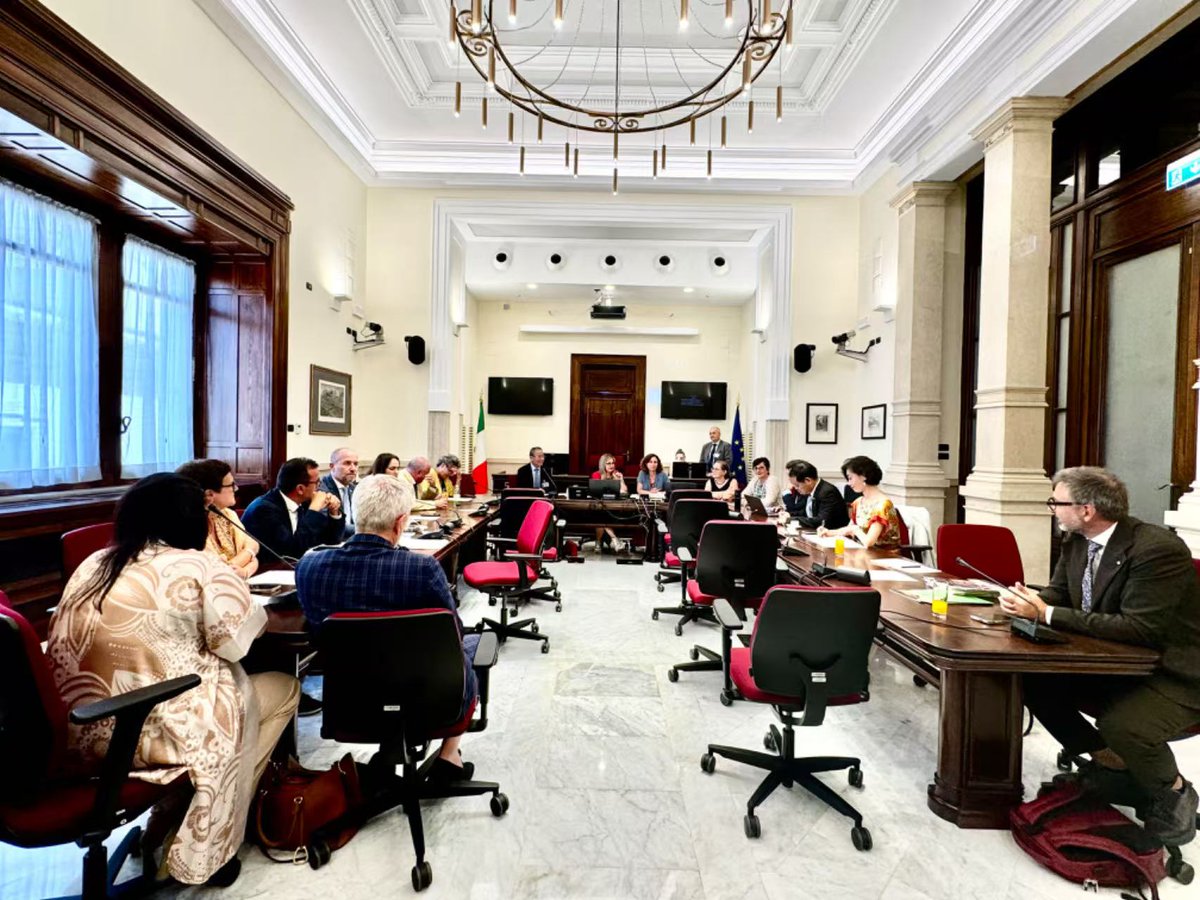 On 24 July 2024, #INBAR and the Agriculture Committee of the Italian Chamber of Deputies held bilateral talks on enhancing exchange and collaboration across #bamboo and rattan sectors. 🇮🇹🤝🎋

Read more:
inbar.int/inbar-holds-ta…

#thinkbamboo #SustainableDevelopment #Italy