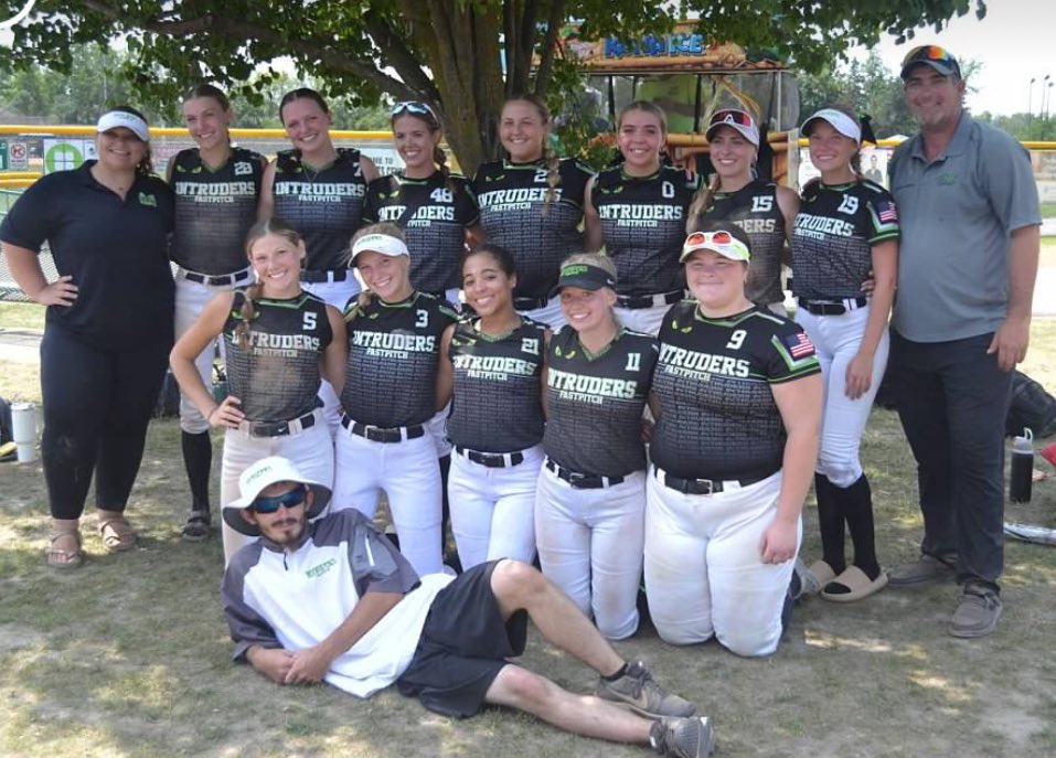 Nicole Brant-Badillo 24’ (@nicolebb2024) on Twitter photo Thank you travel ball for allowing me to meet so many talented players and intelligent coaches throughout the years. The lessons you have taught me will stay with me until the end of time. Now time for the next 4💙💛<a href="/dlargent17/">Danielle L'Argent</a> <a href="/TrahanAbby/">Abby Trahan</a> <a href="/UCArrowSoftball/">Ursuline Softball</a> <a href="/kwoodardWLN/">Kristen Woodard</a> Thank you travel ball for allowing me to meet so many talented players and intelligent coaches throughout the years. The lessons you have taught me will stay with me until the end of time. Now time for the next 4💙💛<a href="/dlargent17/">Danielle L'Argent</a> <a href="/TrahanAbby/">Abby Trahan</a> <a href="/UCArrowSoftball/">Ursuline Softball</a> <a href="/kwoodardWLN/">Kristen Woodard</a>