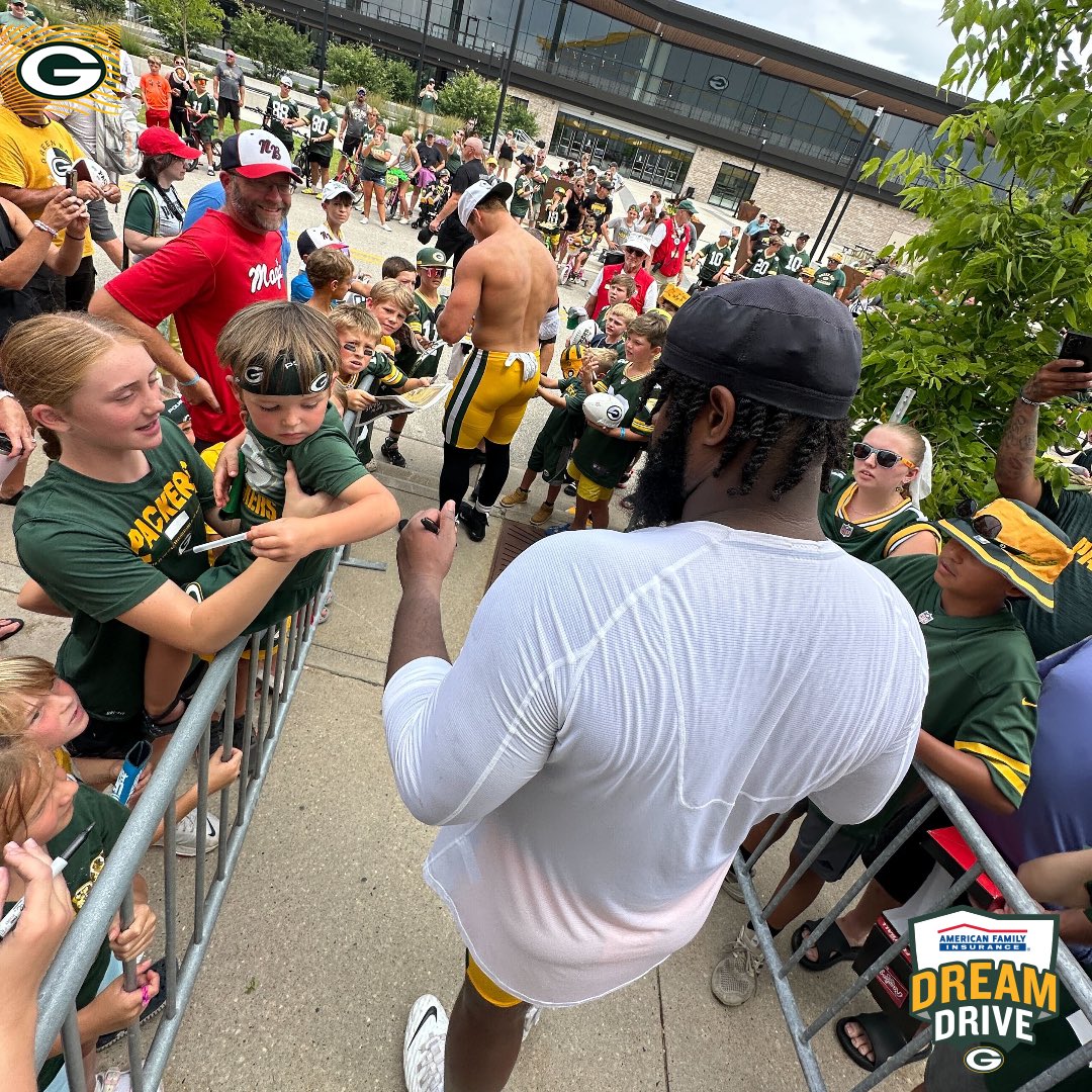 Thanks for hanging out with us this weekend 💚

#BackTogetherWeekend | #PackersCamp