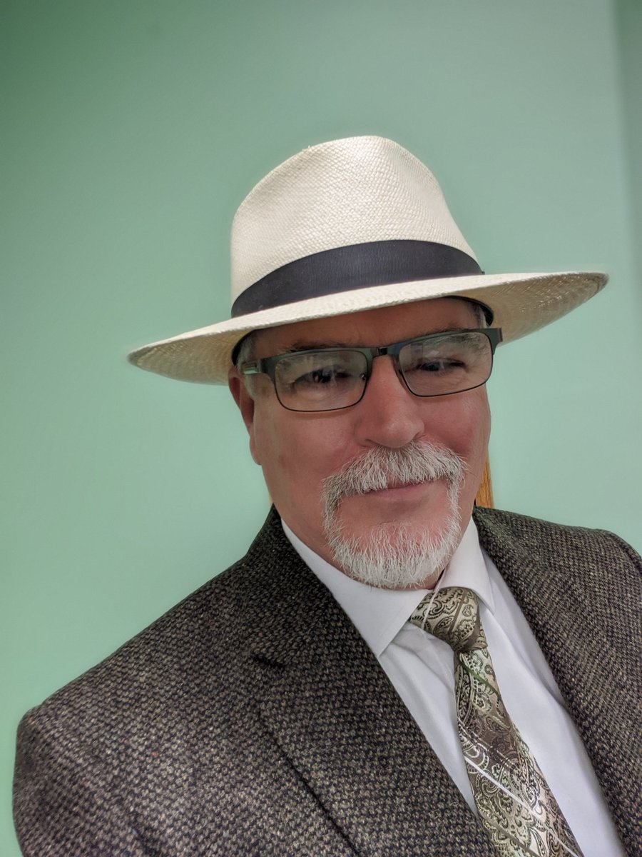 My name is William. I'm a veteran of the US Army and I look forward to voting for Kamala Harris.