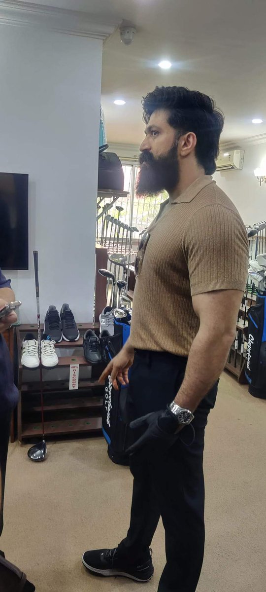 PavanDsp12's tweet photo. @NameIsShreyash @TheNameIsYash #ROCKY 🔥 https://t.co/bGu7YFBsfk