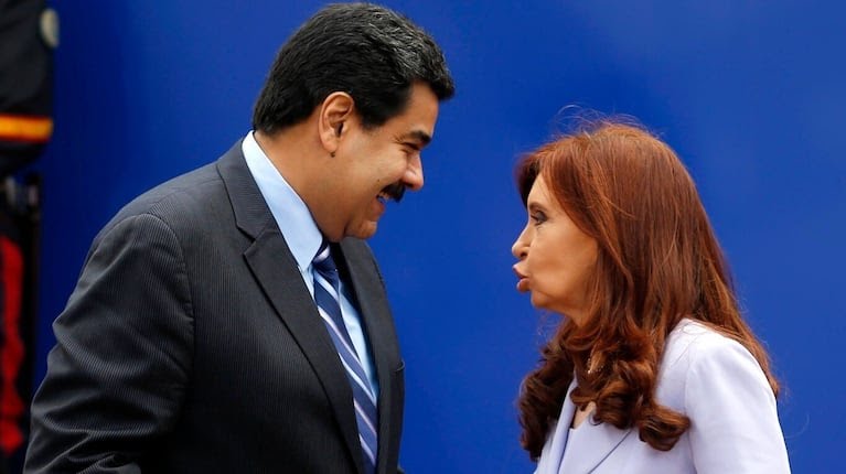 Caviar_Mortadla's tweet photo. Maduro Moros #LPQTP 🎶
Cristina Kirchner #LPQTP 🎶
#VenezuelaLibre https://t.co/RQaooG4Z6o