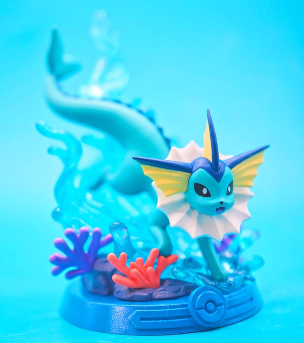 Vaporeon and Flareon https://t.co/WNwOqMWW9K