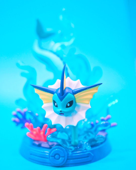 Vaporeon and Flareon https://t.co/WNwOqMWW9K