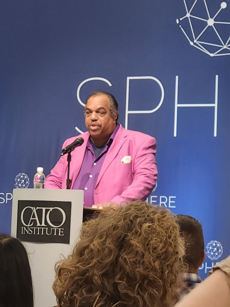 "When two enemies are talking, they aren't fighting" - Daryl Davis
<a href="/SphereEdIn/">Sphere Education Initiative</a> #edulutwitter #apgov #civildiscourse
