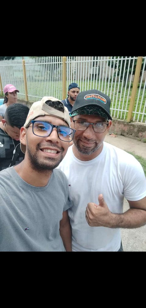 RaymorMolina's tweet photo. #VenezuelaLibre #porti #VenezuelaVOTA https://t.co/5xo3BHBVIC