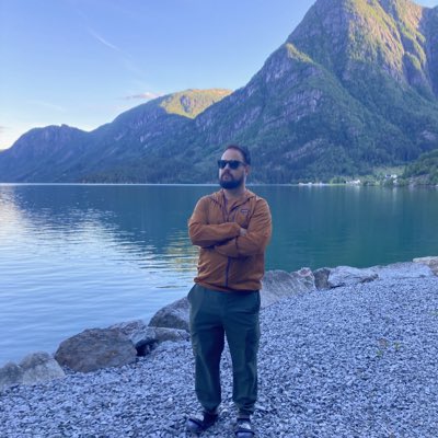 aleng_95's tweet photo. #NewProfilePic https://t.co/P10UisaRxp