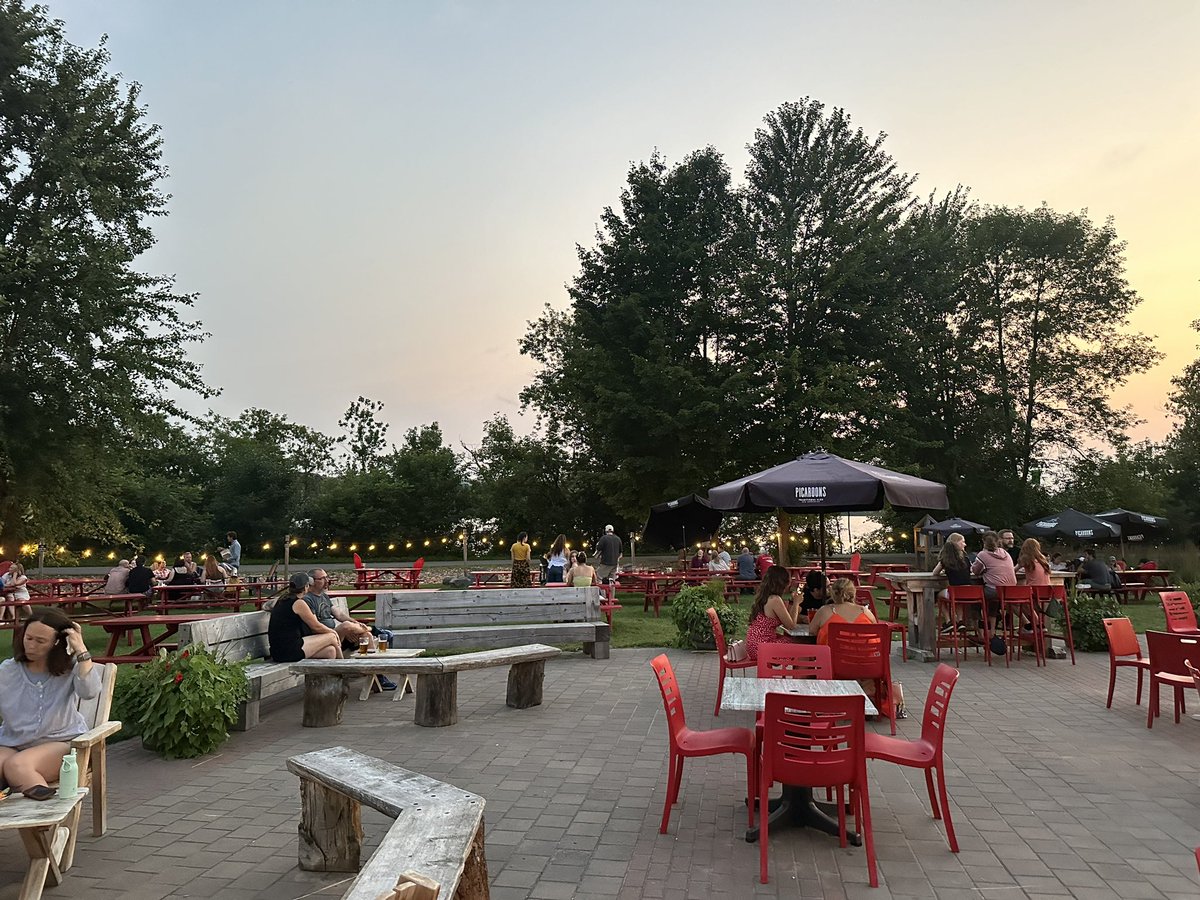 Hannah Vander Zanden tweet media