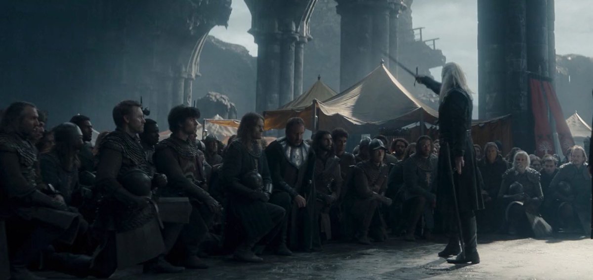evanprtez's tweet photo. "Para cada um de nós que cair, cem deles cairão. Não haverá misericórdia!".

BEM VINDO DE VOLTA DAEMON TARGARYEN https://t.co/FWBUJhPm1F