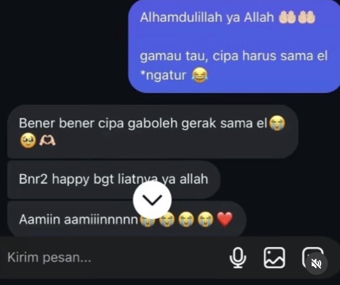 aingriwehuy's tweet photo. Pagi pagi liat ini apa ngga makin baper kitaa yangg bayangin jadi Syifa😭

kata kak Margin " He's such a Gentleman, Cipa Bener bener dijadiin ratu bgt 😭" 

"Daging ayam aja dia suwir rin buat cipa"
"Bener bener cipa gaboleh gerak sama El😭"

Pantesan El Rumi direstuin semuanya😭 https://t.co/dkYCsbdQNU