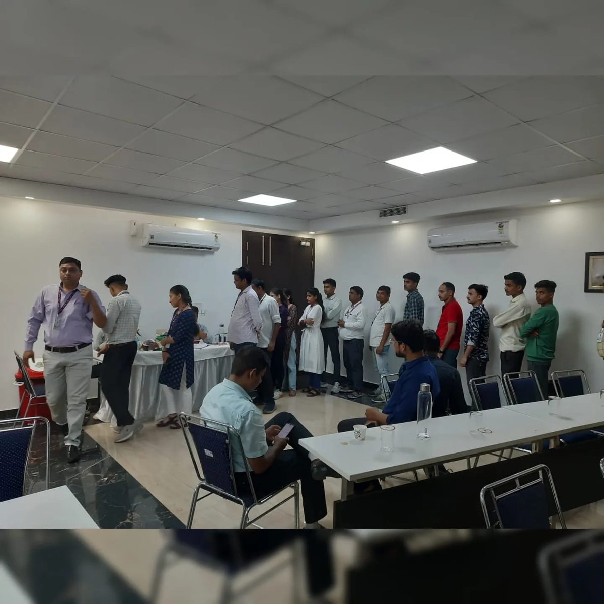 AkumsOfficial's tweet photo. A glimpse of our Awareness Workshop and Medical Camp on World Hepatitis Day 2024! Together, we’re taking action and making strides towards a healthier future.

#Akums #ItsTimeToAct #WorldHepatitisDay #AkumsCares #HealthAwareness #FightHepatitis https://t.co/H4BngEXFoc