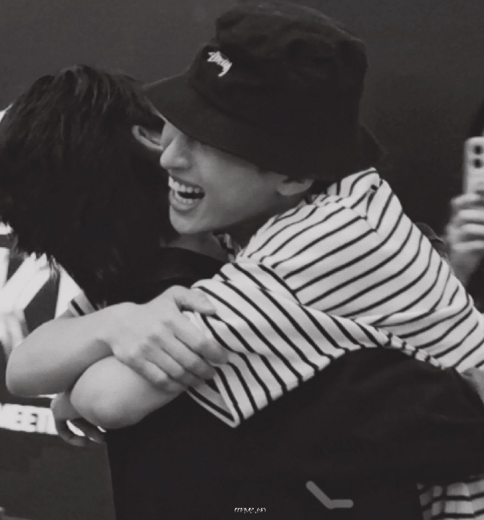 I feel so proud and grateful to have BN in my life. 

They are generous, kind, talented, supportive and always grateful about being here and their fans. 

Their behaviour and kindness is always praised by companies they work with and by people who are even not in the fandom and