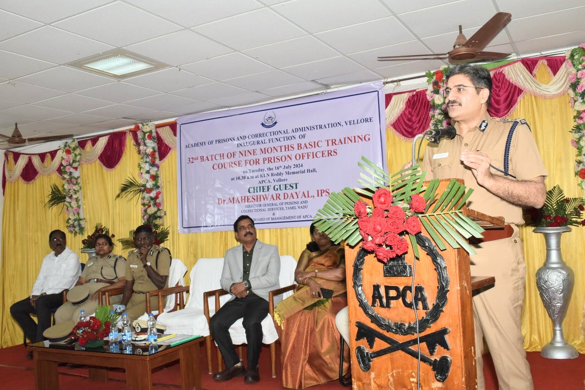 DG  Prisons, Dr. Maheshwar Dayal, IPS inaugurated the "32nd  Basic Induction Training Course" for Jailor and Assistant Jailor officers at APCA ,Vellore and exhorted the officer trainees for public service with greater dedication.