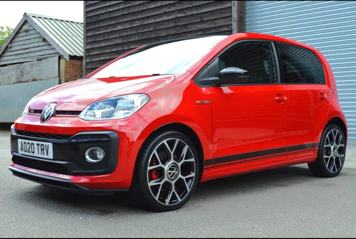 darkbinary's tweet photo. I think I may have found the perfect car. Owned for just over a week... it's so much fun. (1 owner, 8000miles, every optional extra) @fast_upp @AutoPap https://t.co/H1RQzFbmjL