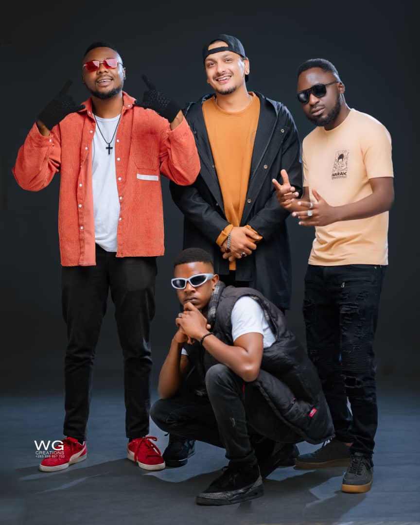 Mzuzu Mafia ft Nepman  - Makola. What a tune 🔥🙌
youtu.be/CLMo1WhxD4U?si…

#MzuzuMafia #Makola