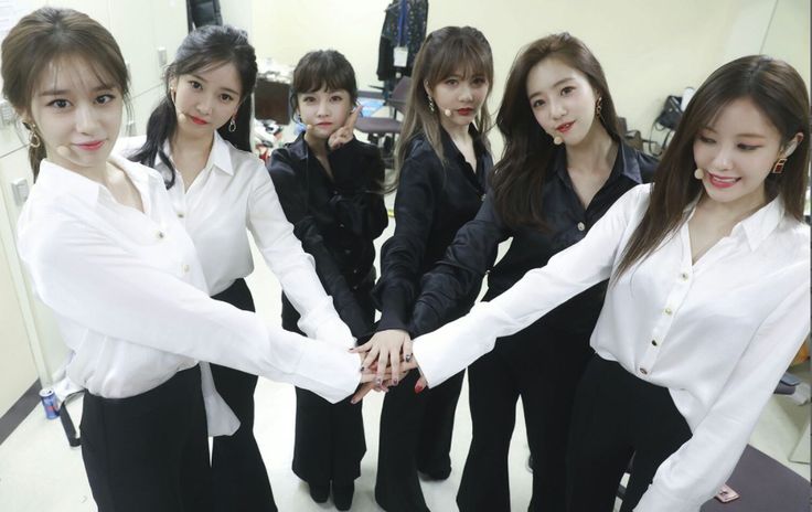 QueenLeeNics's tweet photo. HAPPY 15TH ANNIVERSARY T-ARA!!! 👑

Been inactive for soooo long due to adulting but just dropping by to celebrate this day with my Queens. From then on til forever, my OG, T-ARA. Missing you so much!

#티아라15살축하해
#T_ara15thAnniversary
#15YearsWithT_ARA https://t.co/FAuXToC99O
