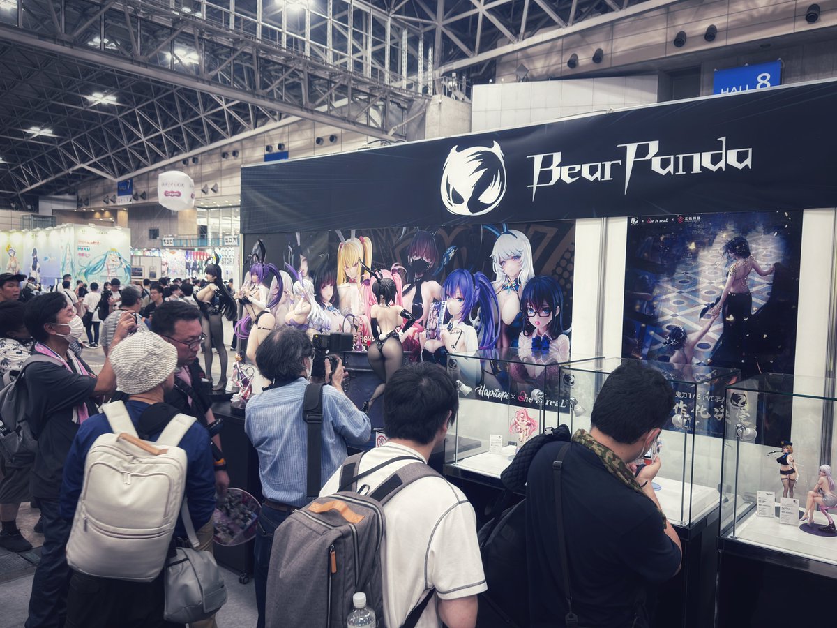BearPanda_TOYS's tweet photo. 《鬼刀》预告。玄机科技正版授权 bearpanda日本WF独立展位品牌亮相。风玲公主和海琴烟公主出乎意料的获得日本粉丝的期待。 我们努力匠心呈现。 Bearpanda+she is real全体设计师感谢各位的支持。更多重量级IP陆续露出。 https://t.co/7LgbQGyzWk