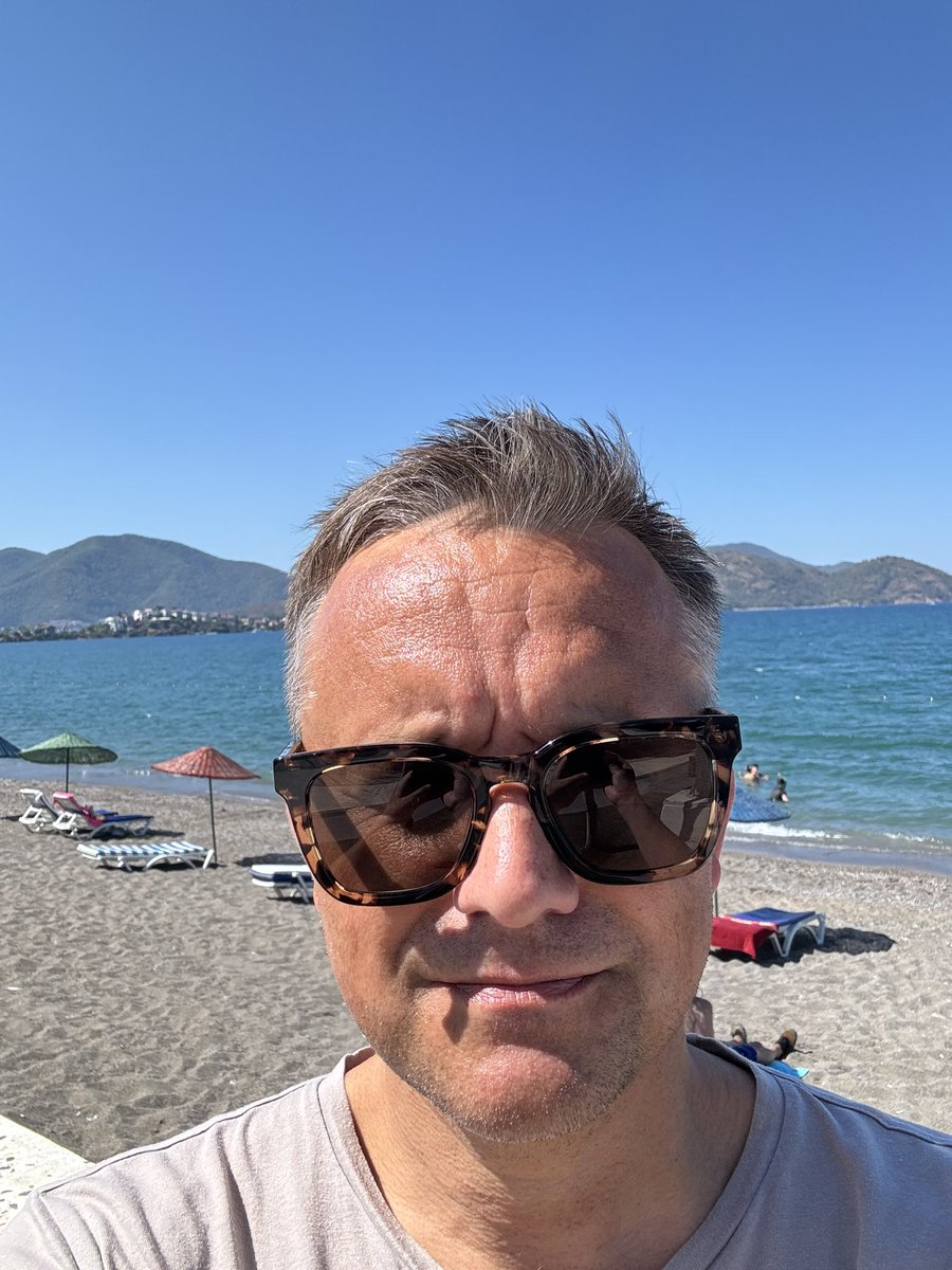 sivier_scott's tweet photo. Iโve had worse starts to #Mondaymorning ๐ #Rest ๐ด and #Recovery so important. Great thinking time this morning taking in the scenery ๐ด ๐ #strengthtotalk ๐ค๐ป๐ค๐ปโค๏ธ https://t.co/71d3pkqcLf