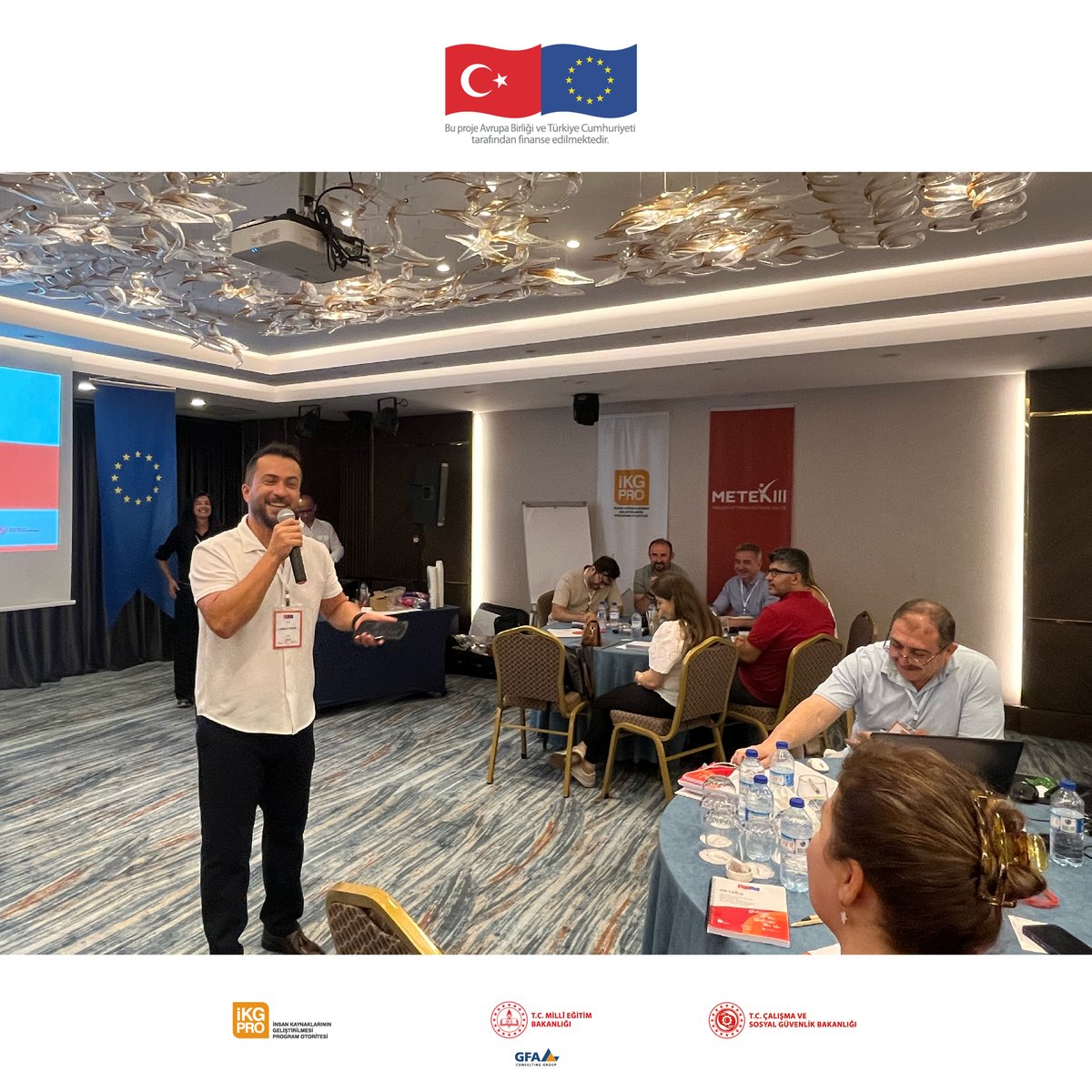 metekprojesi's tweet photo. Projemiz kapsamında;
İstanbul’da sektörel mükemmeliyet merkezi personeline yönelik “Öğretimin geliştirilmesinde mükemmeliyet için ortaklık” konulu eğitim gerçekleştirildi.
#METEKProjesi https://t.co/4lAzJpPtu2