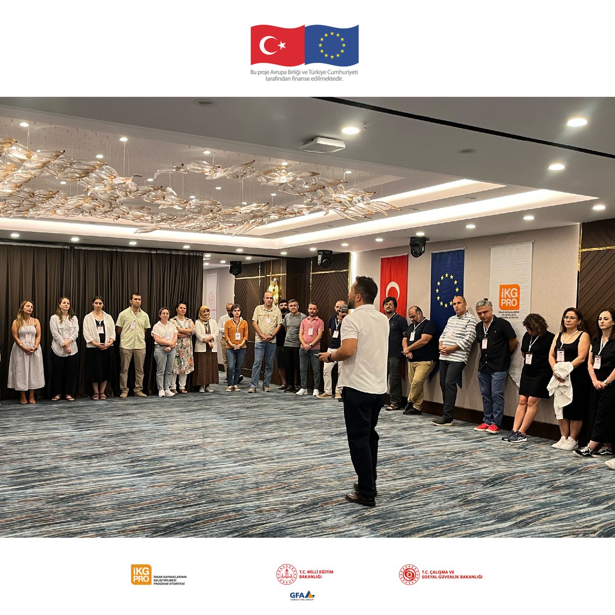 metekprojesi's tweet photo. Projemiz kapsamında;
İstanbul’da sektörel mükemmeliyet merkezi personeline yönelik “Öğretimin geliştirilmesinde mükemmeliyet için ortaklık” konulu eğitim gerçekleştirildi.
#METEKProjesi https://t.co/4lAzJpPtu2