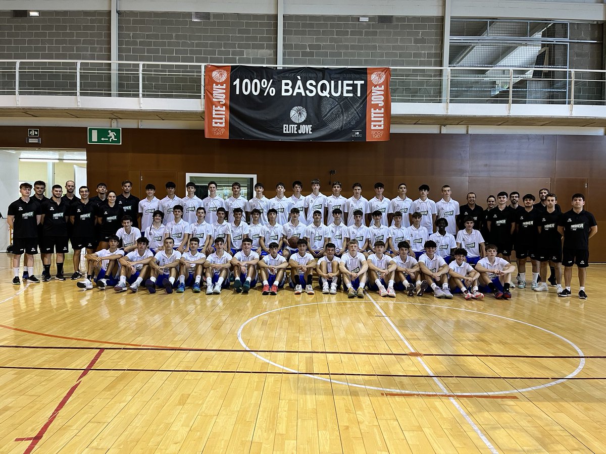 FerranQuinto's tweet photo. 🏀Elite Jove’24 turno Cadete

Nueva experiencia como entrenador en uno de los campus de máximo nivel del territorio. ¡Seguimos sumando aprendizajes a la mochila! https://t.co/0UvbXSnoT0