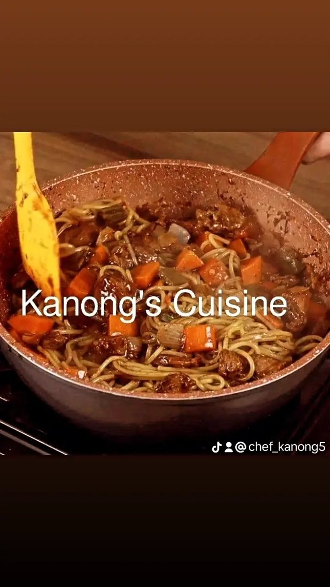 chef_kanong's tweet photo. Happy new Week fam. How can we be of service to you today? 
Kanong's cuisine sells very taste good meals and we deliver around Abuja and we also offer catering services for all types of event nationwide .#abujafoodvendor #abuja #bestcuisine #cheflife #Trending #bbnaijaseason9 https://t.co/yXgAvXw5YH