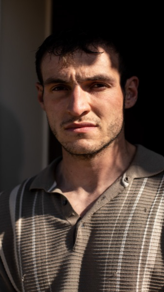 alexritman's tweet photo. Scoop! Éanna Hardwicke is to play Roy Keane in SAIPAN, about his infamous 2002 World Cup bust up with Ireland manager Mick McCarthy (played by Steve Coogan). The casting of Éanna is inspired - he looks a whole lot like 2002 Roy (well, in these  pics). Both are from Cork too... https://t.co/9FWDcCRhpD