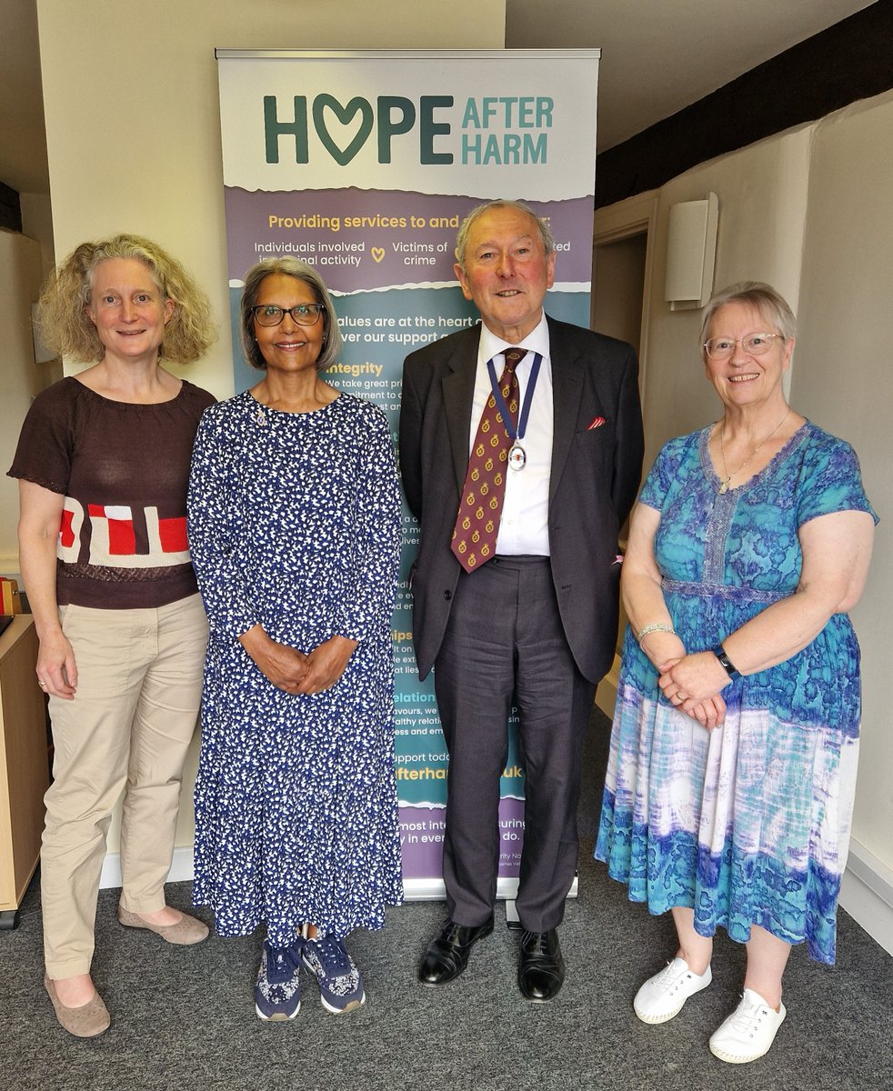 Lovely to welcome Kurshida Mirza @HiSheriffBucks  Mirza  and James Macnamara <a href="/HSOxfordshire/">James Macnamara</a>  last week and tell them about the amazing work that our staff and volunteers do helping young people, offenders and victims to rebuild lives affected by crime.