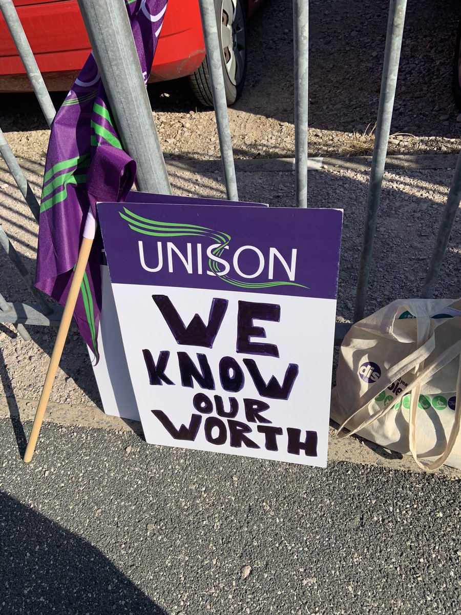 LindsayNorthWe1's tweet photo. Underpaid, overworked and on strike. Social Care Support Officers fighting back. Great atmosphere on the Preston picket line. @unisontheunion @strike_map @UNISONLANCS #unison #strike #payusright https://t.co/YOYlFKjVGt