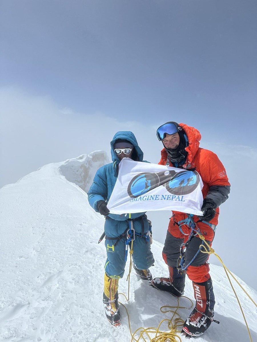 Congratulations to Sashko Kedev #Macedonia and <a href="/Imaginetrek/">Imagine Nepal Trek</a> team for summiting Gasherbrum II (8,035m). This marks Kedev's 11th ascent of the 14 🗻over 8000m.  
Thank you Mingma G you are more than a family to us 🙏
<a href="/14peaks/">fumanshoe</a> 
#Mountaineering #8000ers #GasherbrumII 🇲🇰🇵🇰🇳🇵