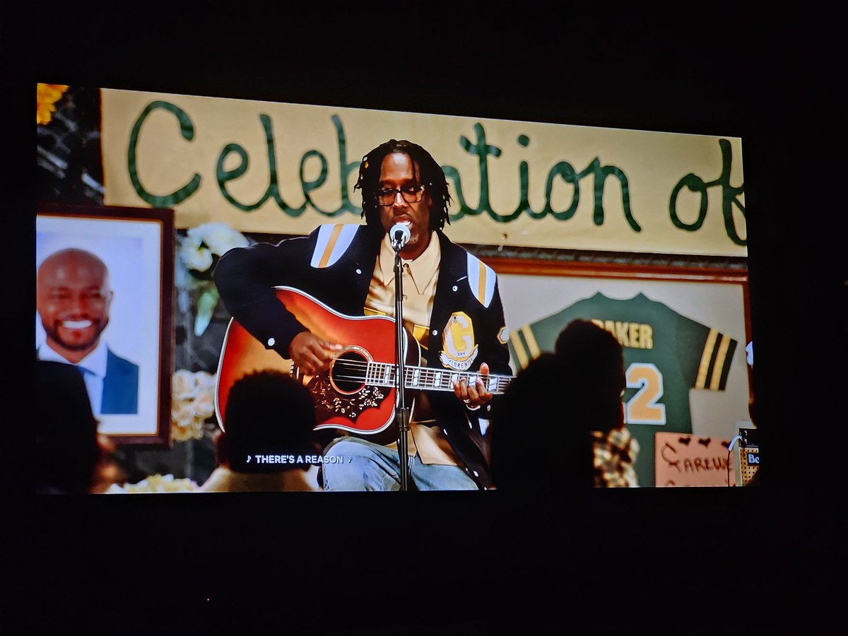 smittenique's tweet photo. I am barely catching up on all the seasons. It's such a nice surprise to see @shawnstockman on #AllAmerican 😍 https://t.co/j87gezSh6C