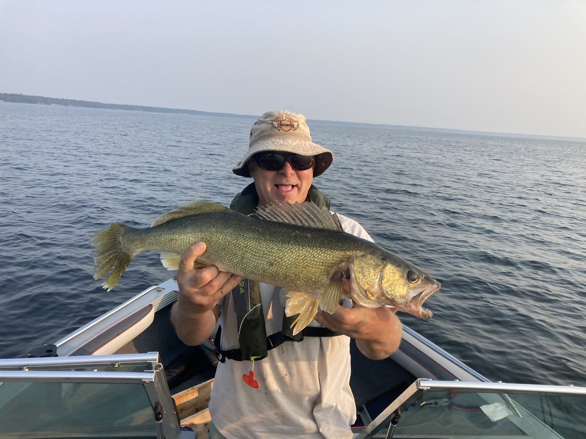 hugewalleye's tweet photo. @405farmer Gotta have fun in July cause when it’s over it’s gone #justsayin #actionphoto of a 75 😀 https://t.co/BVhaiTMzXp
