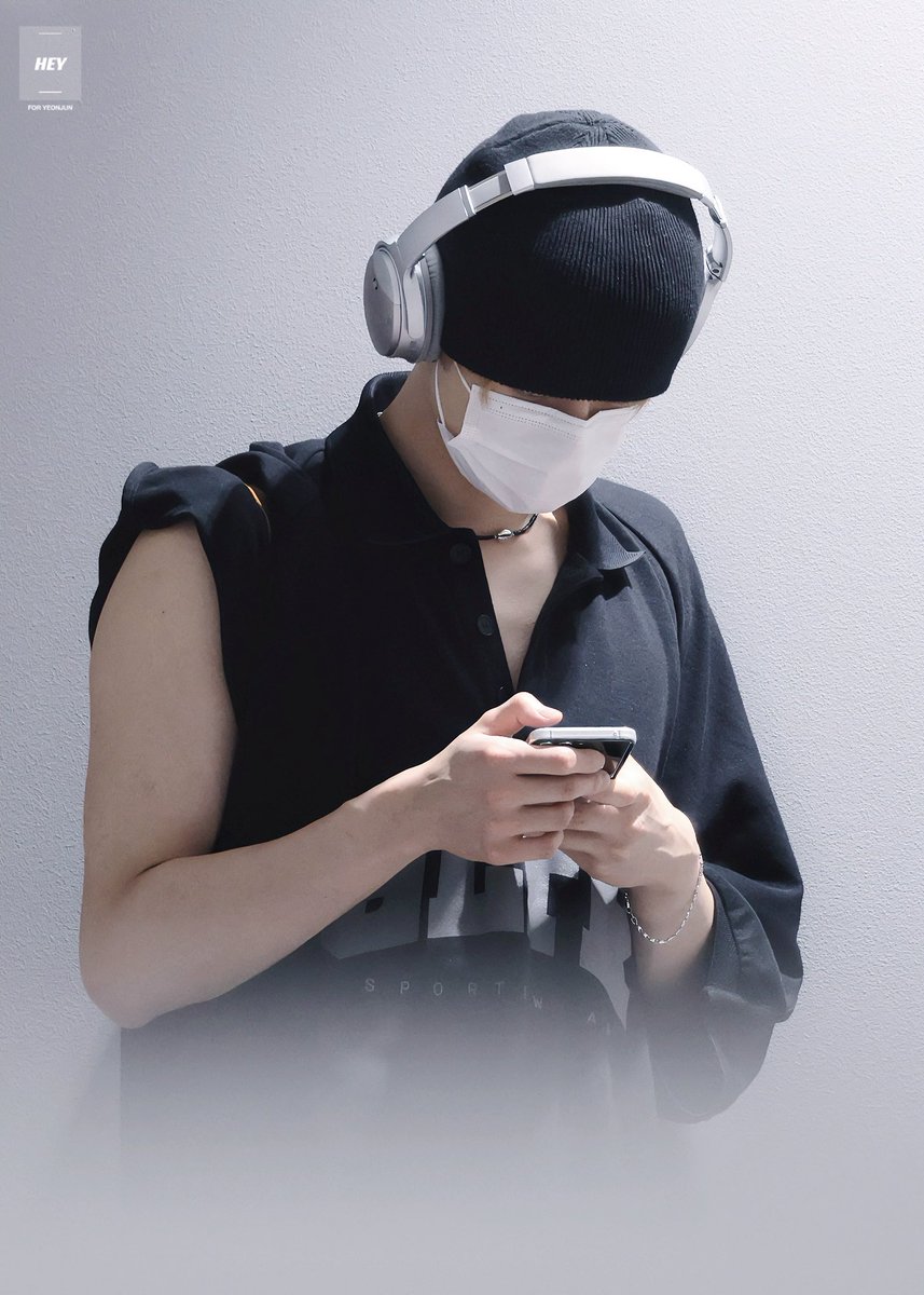 heysayeon_yj's tweet photo. 240729
🎧

#투모로우바이투게더 
#최연준 #연준 #YEONJUN #ヨン���ョン
#TOMORROW_X_TOGETHER
#TXT https://t.co/fJzx9f3kxR