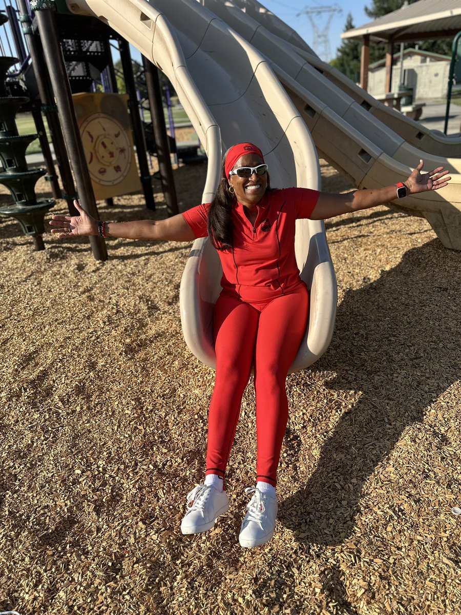 Geesmom2's tweet image. July Delta Box❣️Put a pep in your step and PLAY❣️  Ribbed Quarter Zip Active Set &amp;amp; Headband❣️ #deltaboxbrandambassador #deardelta #deltabox #blessed #oooop #trunkup #fortitude #divas #devastatingdivas #redandwhite #joyinoursisterhood #dsttakeover #dst #dst1913 @DearDelta1913