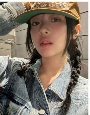 iwachanggi's tweet photo. @sbtgirlgroup Aku hanni sama danielle iniii, all 42k ajaaa, dom bekasii https://t.co/q47YXIjRLz