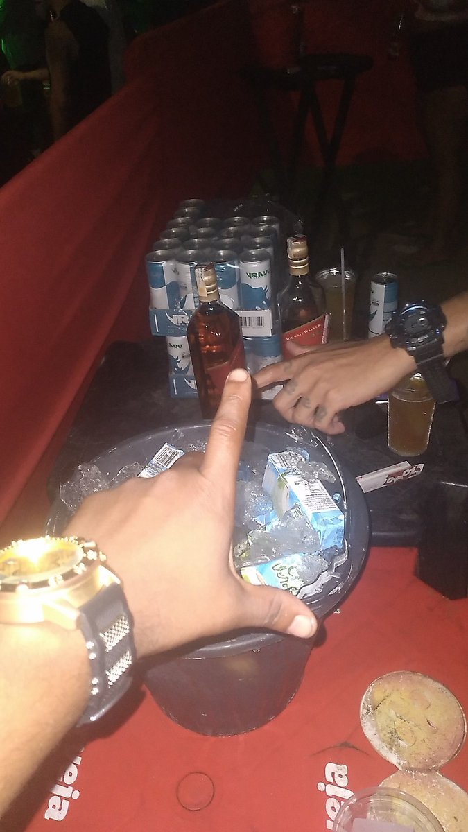 Noturno077's tweet photo. Desceeee com os criaaaa de raiz.. 👆👆👆👆👆 https://t.co/dKf6u41Cr5