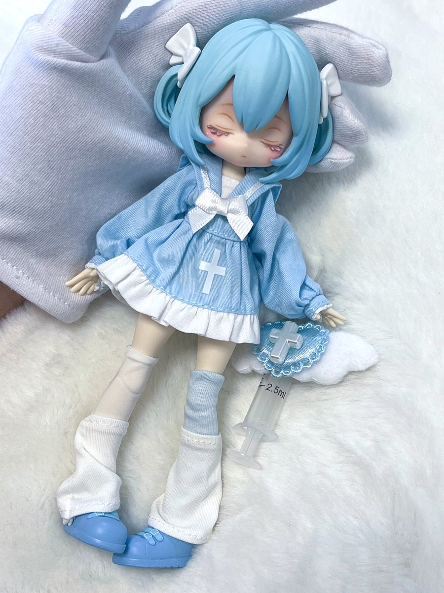3kaku4kakuuu's tweet photo. メルカリ予定の子の顔に変えてみた👀 https://t.co/wYYnGgbL3y