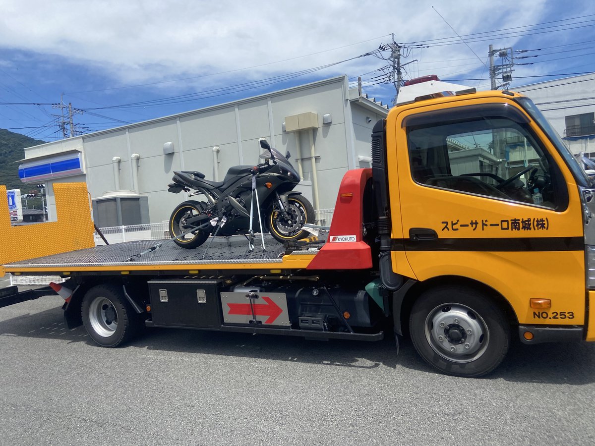 kuratomo0's tweet photo. 久しぶりにバイク乗るぞ！（車検） https://t.co/YEAbAHQx6j