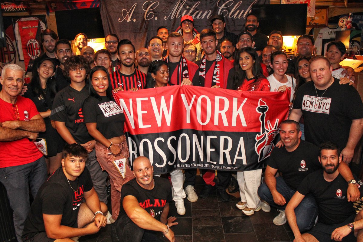 ACMilanNYC's tweet photo. Matty Cage and Dr. Tom take #NYC! Grazie infinite a Matteo Gabbia e Tommaso Pobega per essere passati da noi! A special moment with new friends of the club. Forza @acmilan! 🔴⚫️🗽 #MilanOnTour @FFactoryNY https://t.co/rjxAcc335t
