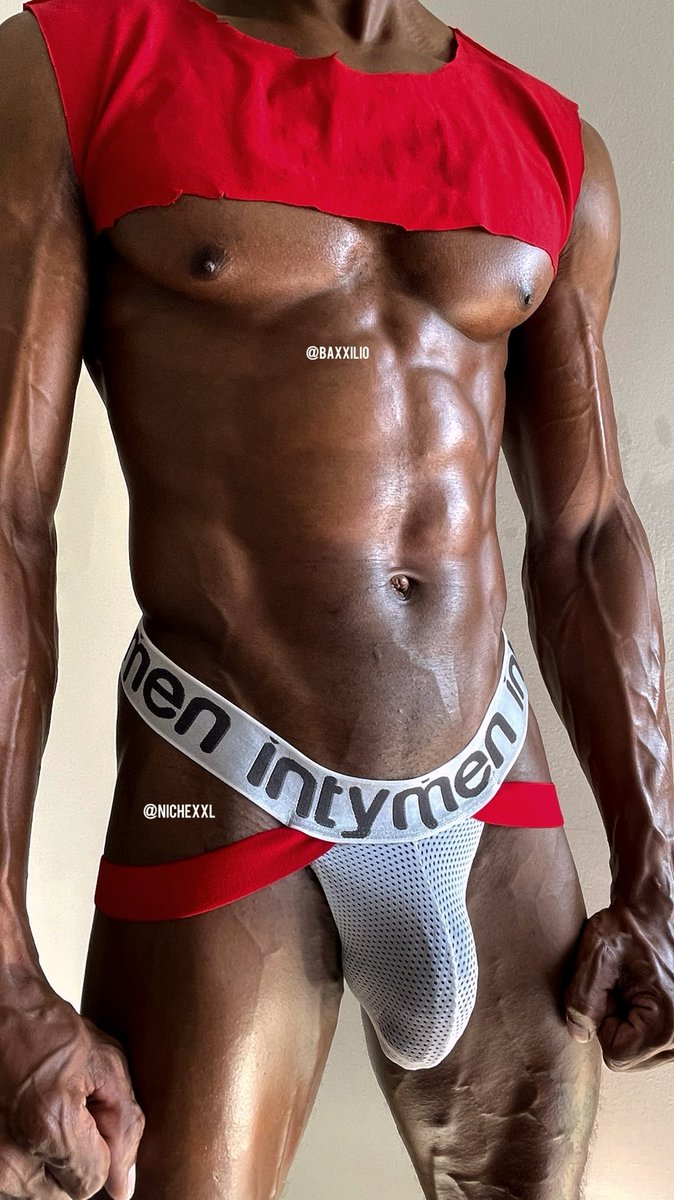 NICHEXXL tweet media