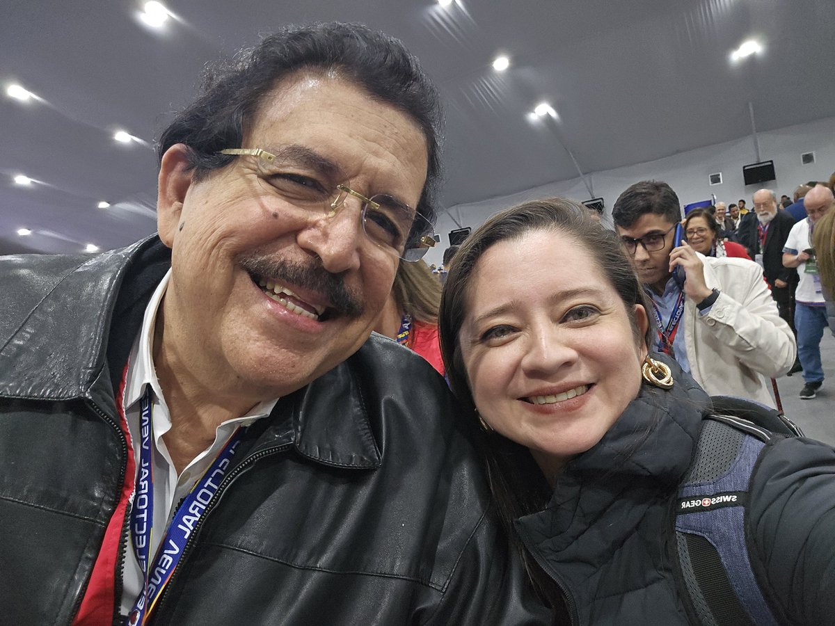 Venezuela sale victoriosa una vez más!
El proceso revolucionario y bolivariano continua.
Honduras con Venezuela ✊️ <a href="/manuelzr/">Manuel Zelaya R.</a> HLVS