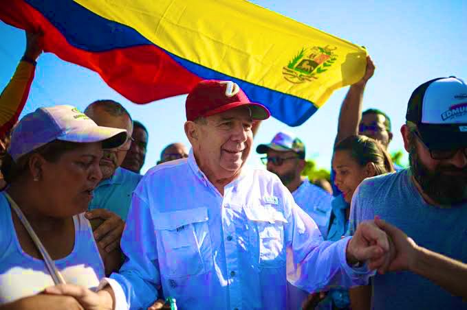 wavesbr's tweet photo. 🚨 URGENTE: Nicolás Maduro "vence" eleição na Venezuela com 51,20% dos votos contra 44,02% de Edmundo González! https://t.co/u7mhjd5Qis