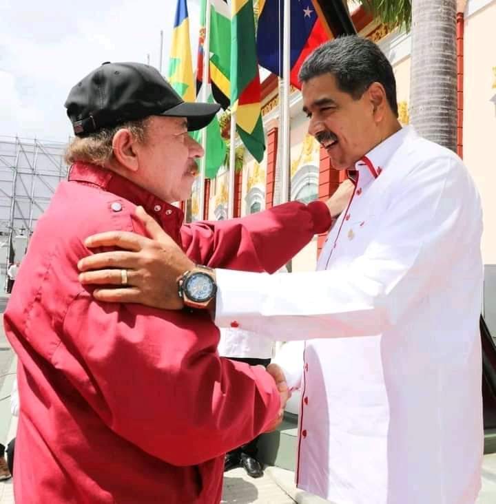 JGuerrillera's tweet photo. Mensaje del comandante Presidente Daniel Ortega y de la vicepresidenta Compañera Rosario Murió al presidente electo @NicolasMaduro #ManaguaSandinista #vivalarevolucion #VivaChavez #venezuelayNicaragua https://t.co/upiWMCHKnu