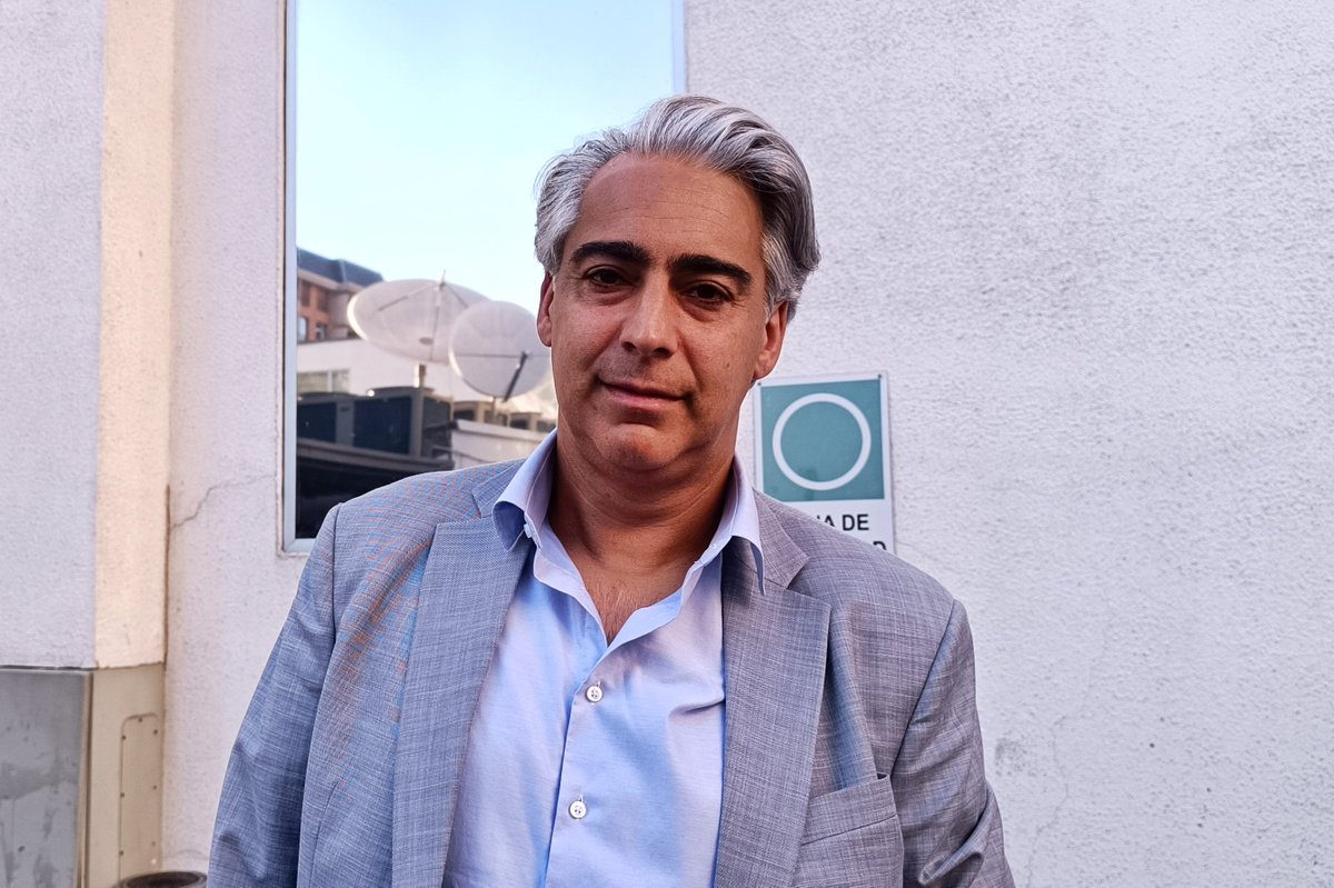 Caplevi1540's tweet image. No deben olvidar nunca que hubo políticos de la izquierda chilena que fueron a defender y prestarle ropa el MEGA FRAUDE de Nicolás Maduro.

Ni perdón ni olvido. #VenezuelaLibre