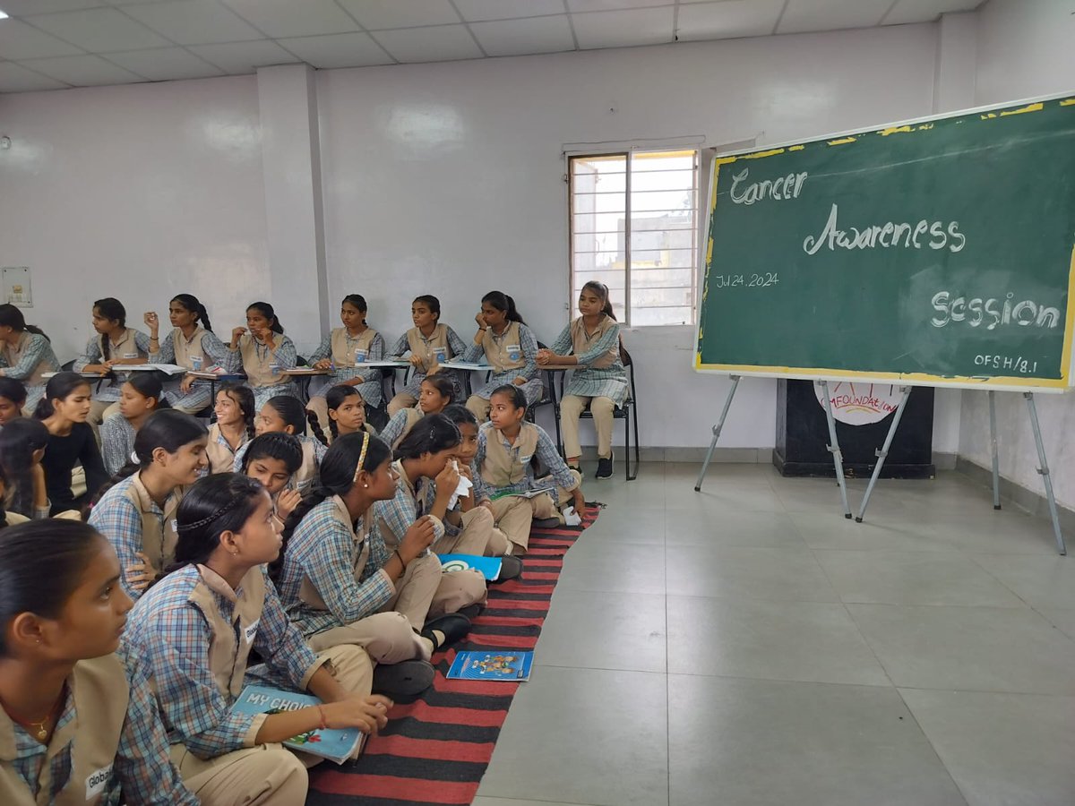 _OMFoundation's tweet photo. OM Foundation School held an enlightening session on cervical &amp; breast cancer awareness. The session was led by Dr. Ekta Gupta, a distinguished expert with extensive qualifications including MBBS, MD, DNB in Community Medicine, &amp; a PG Diploma in Disaster and Hospital Management. https://t.co/JxKRrw7uHH