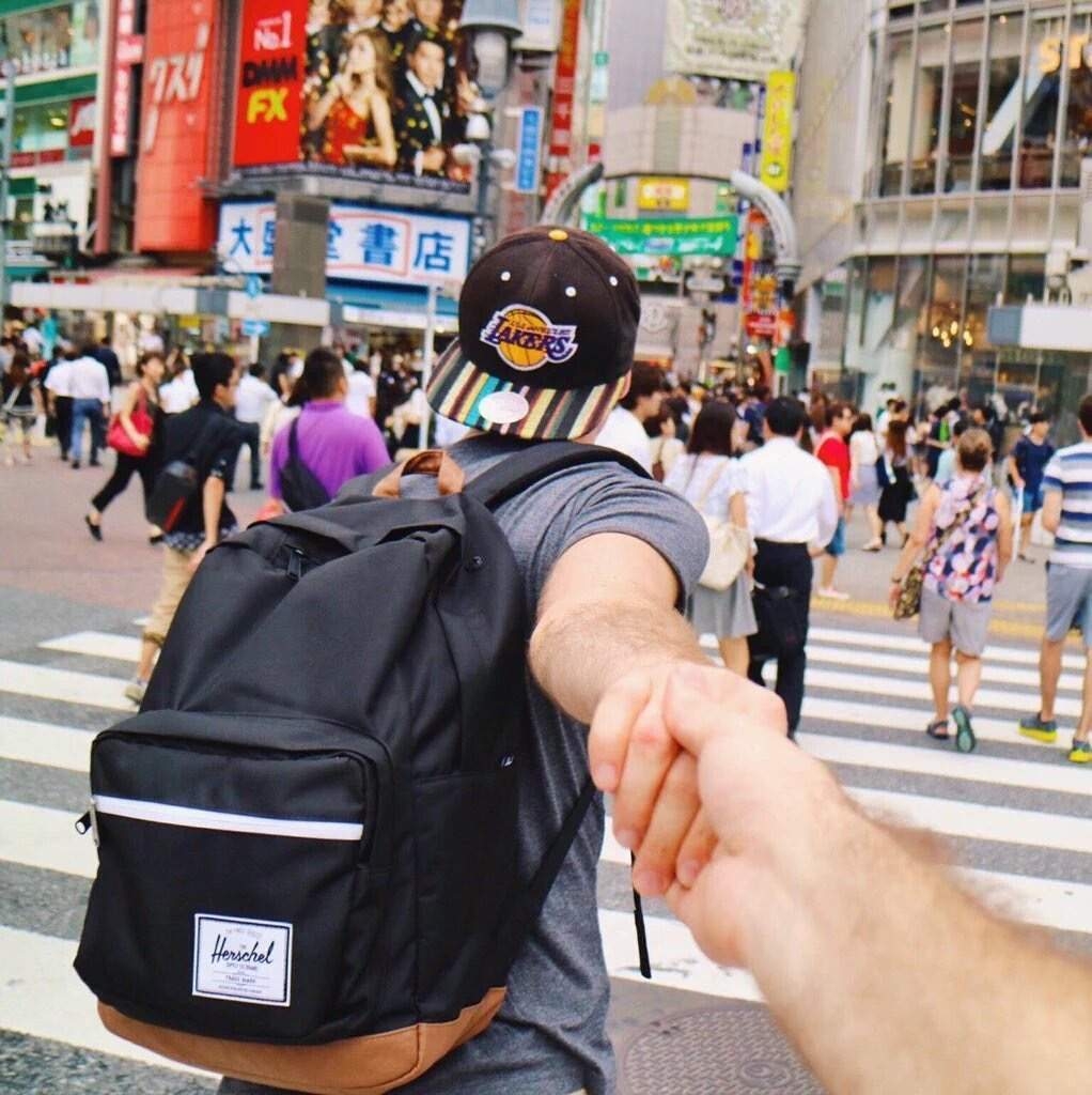 DiverCityMx's tweet photo. ¿Listo para escribir nuestra propia historia de aventuras alrededor del mundo? 📖🌏 #Historias #AdventureTime
Travel away!  ✈️🚉🚢 

#ChicosEnLaRed #Travel #GayFriendly 
#gaytravel #viajesgay #turismogay #vacacionesgay #lgbttravel
#viajeslgbt #turismoLGBT #vacac https://t.co/Mo8f2KzB3W