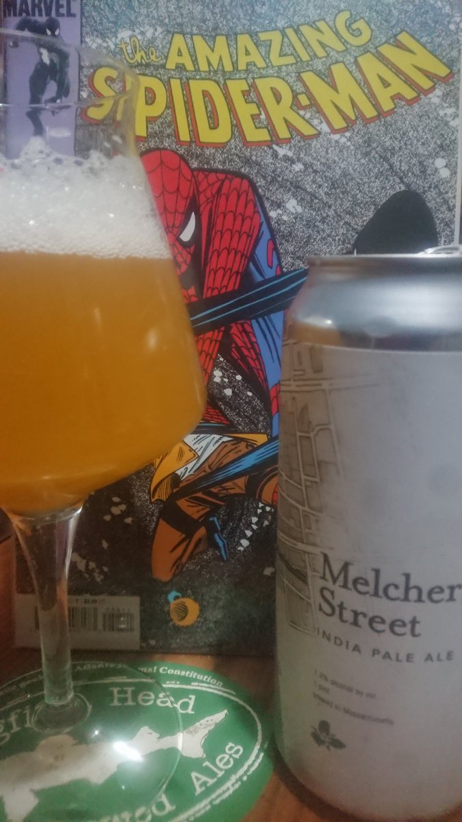 rockdrigo8325's tweet photo. #SpiderManSunday y este clásico nomas leer la primera página!!! #258 de De Falco y Frenz dirigidos por Shooter. Muy bien por estas reimpresiones 💯👌
Para acompañar una Melcher Street #IPA para seguir por la calle de la amargura, aunque está muy bien balanceada, salud 🍻 😋 https://t.co/qRDts1bQXq