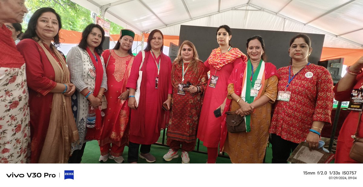 seemapotdar_INC's tweet image. है तैयार हम 
 कब तक????
 न्याय का हक मिलने तक
#NariNyayAndolan 
#NariMangeNyay